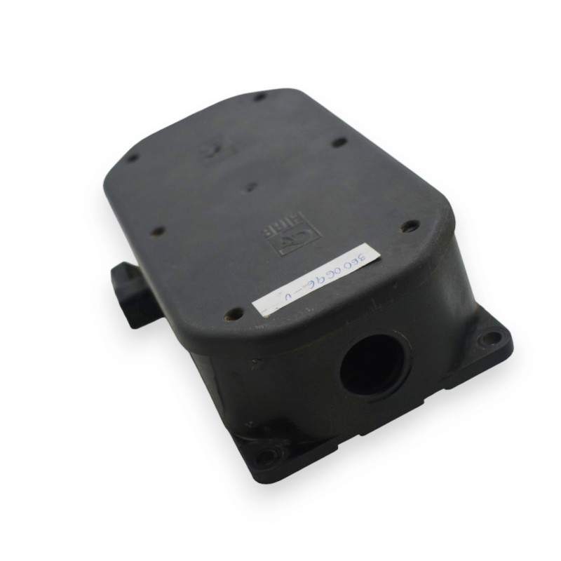 Caja de relés HIAB usada