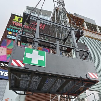 Cesta portaoperarios de hierro para grúas torre para 4
