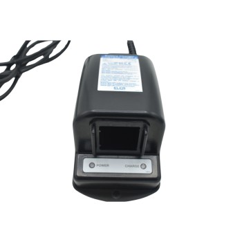 Cargador original Elca